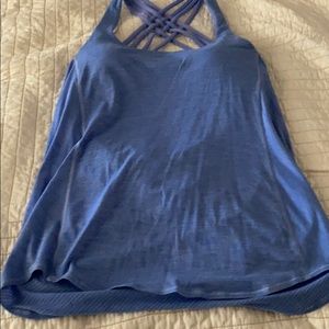 Lululemon top